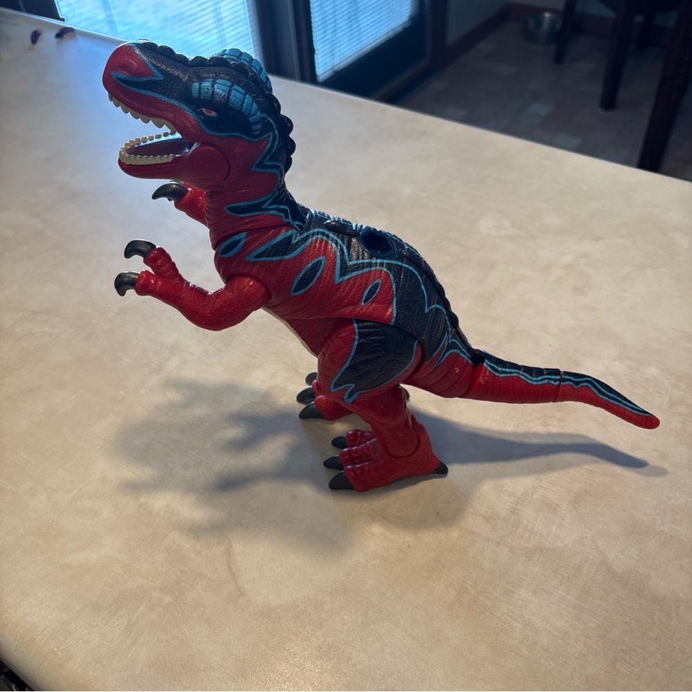 2004 Mattel Imaginext T-Rex Roaring Sound Poseable Dinosaur Red/Blue 10" Tested